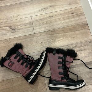 Sorel Women's Winter Boots - Black and Pink